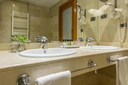 ApartMariano Cubi - 33