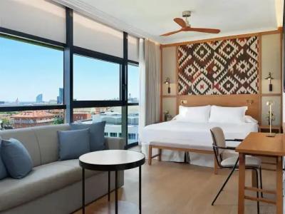 H10 Marina Barcelona - 42