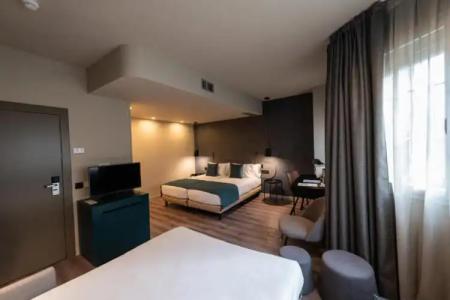 Atenea Rekord Suites - 49