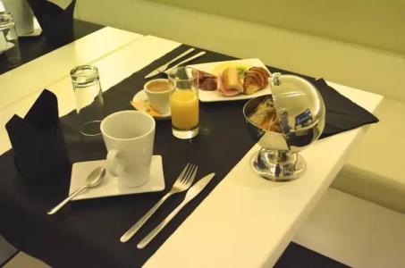 Atenea Rekord Suites - 12