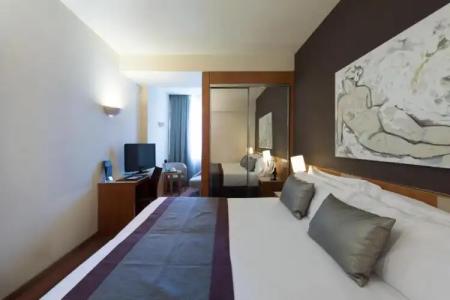 Catalonia Plaza Catalunya - 140