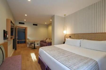 Catalonia Diagonal Centro - 61