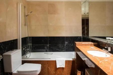 Catalonia Diagonal Centro - 41