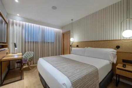 Catalonia Diagonal Centro - 33