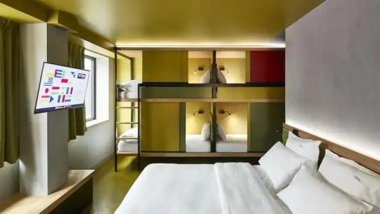 Catalonia Diagonal Centro - 42