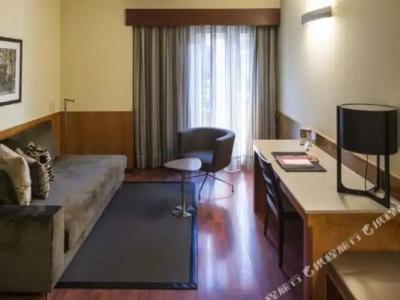 Catalonia Diagonal Centro - 80