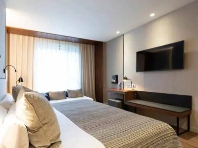 Catalonia Barcelona Plaza - 124