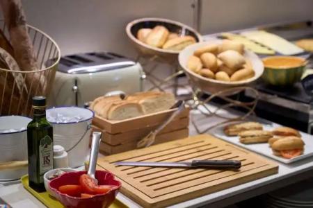 Catalonia Castellnou - 10