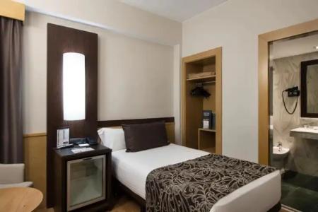 Catalonia Atenas - 29