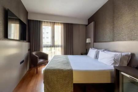 Catalonia Atenas - 1