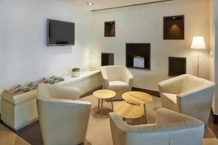 NH Sants Barcelona - 13