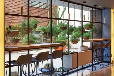 NH Sants Barcelona - 36