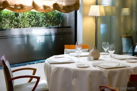 NH Collection Podium - 15