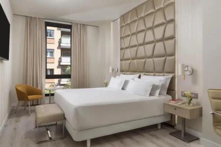 NH Collection Podium - 64