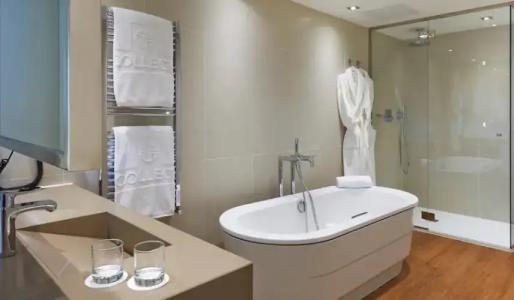 NH Collection Podium - 73