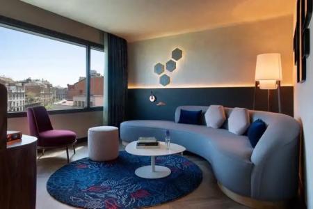 Renaissance Barcelona - 44