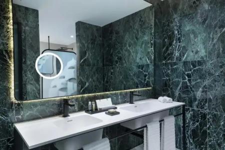 Renaissance Barcelona - 9