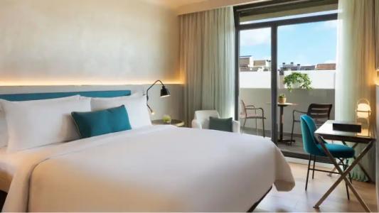 Renaissance Barcelona - 68