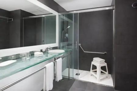 Renaissance Barcelona - 28