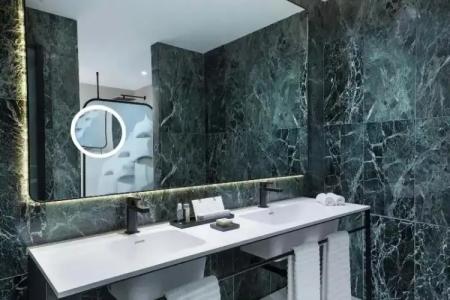 Renaissance Barcelona - 94