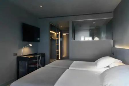 Barcelona Princess  - 3