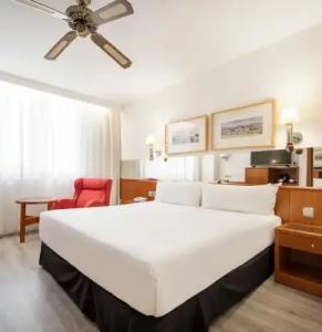 Ilunion les Corts Spa - 10