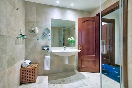 Roger de Llúria - 44