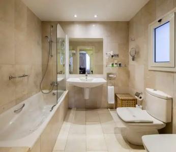 Roger de Llúria - 53