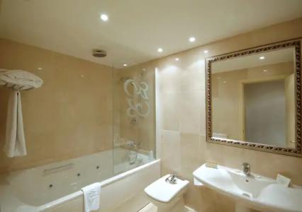 Roger de Llúria - 36