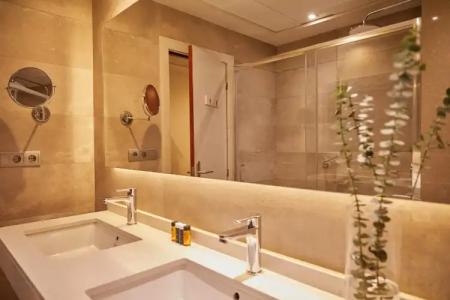 El Avenida Palace - 136