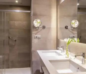 El Avenida Palace - 133