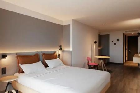 Moxy Barcelona - 35