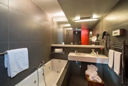 NH Collection Barcelona Constanza - 39