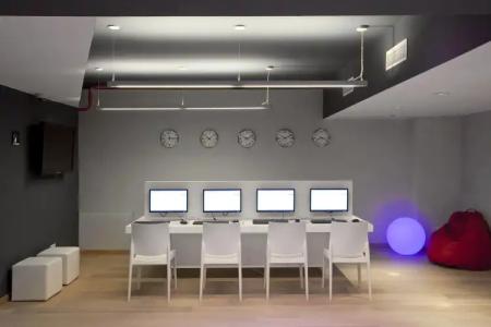 Sant Jordi Hostels Sagrada Familia - 8