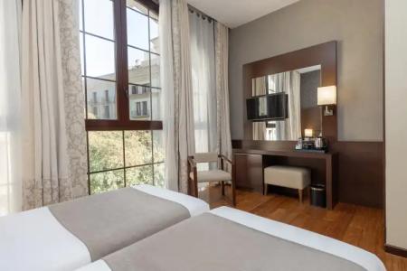 Barcelona Colonial - 10