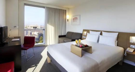 Novotel Barcelona City - 7