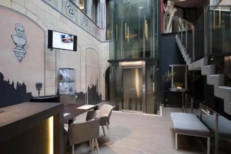 Catalonia Catedral - 18