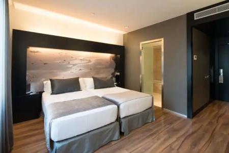 Catalonia Catedral - 6