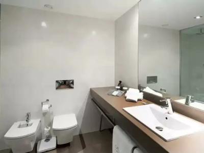 Catalonia Catedral - 38