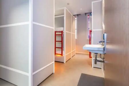 Sun & Moon Hostel - 10