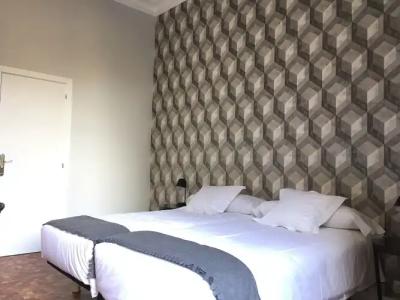 Hip Karma Hostel - 43