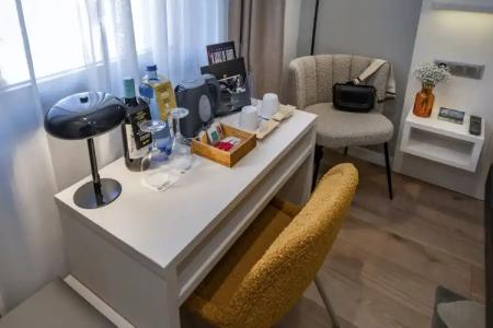 Serhs Carlit Boutique - 5