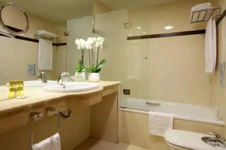 Eurostars Centrum - 63