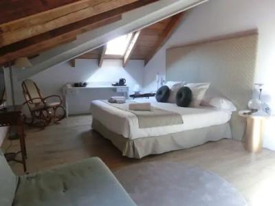 Les Monges Palace Boutique - 43