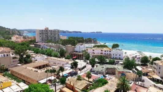 Valentin Reina Paguera - Adults Only - 107