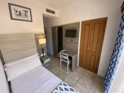 Hostal Villa Rosa - 3