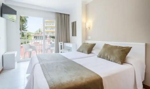 Hostal Residencia Sutimar - 38