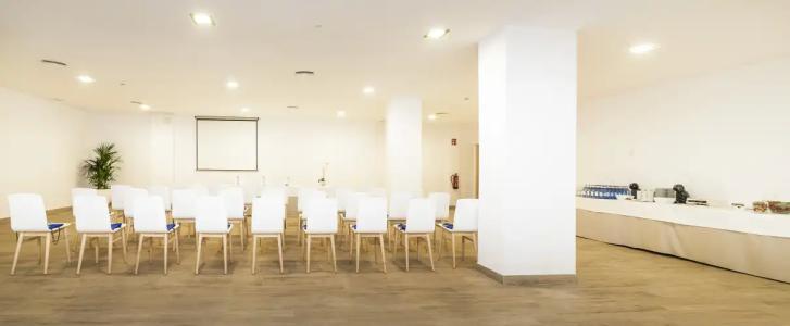 Globales Mimosa - 17