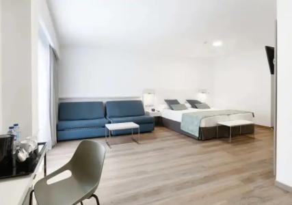 Alexandre Troya - 65