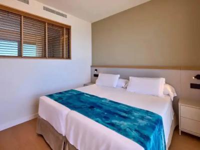 Universal Romantica - 70